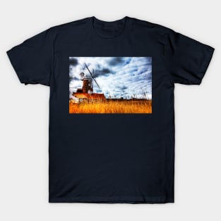 Cley Windmill at Cley next the Sea, Norfolk, England T-Shirt